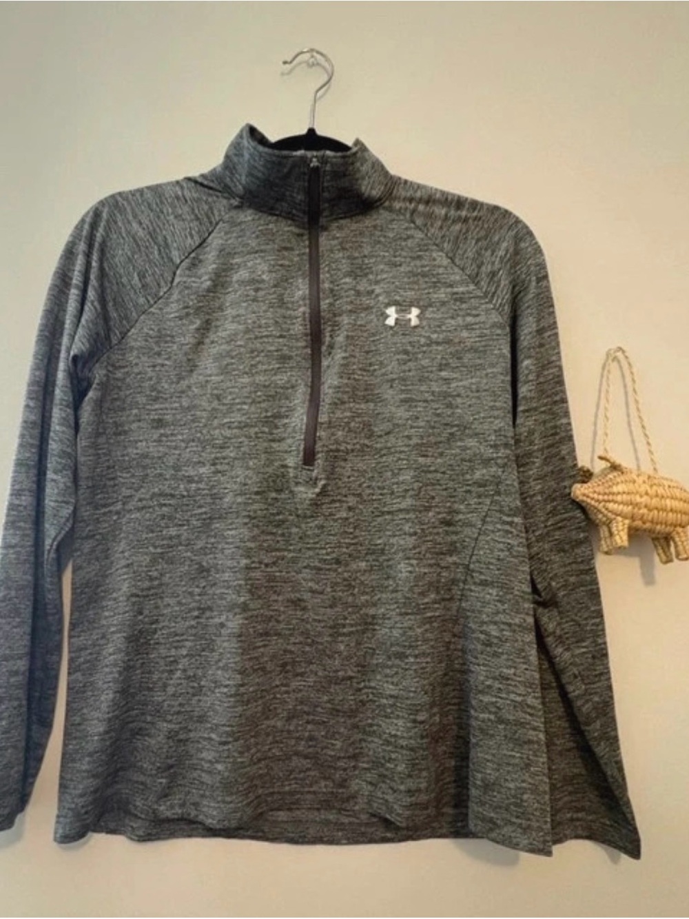 Under Armour Women’s Heather Gray 1/4 Zip Performance Pullover